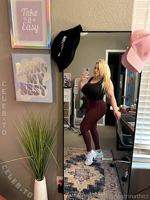 Katrina Thicc Nude Leaked Photo #210