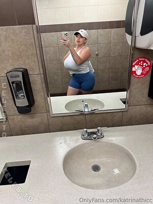 Katrina Thicc Nude Leaked Photo #267