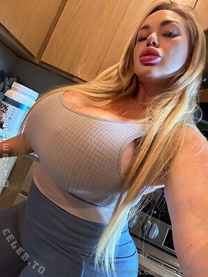 Katrina Thicc Nude Leaked Photo #270