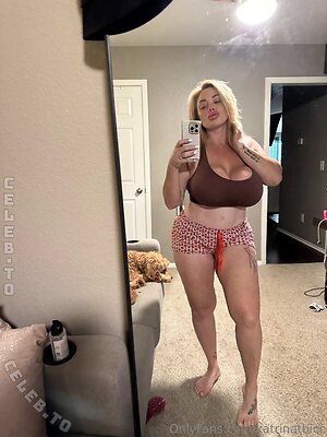 Katrina Thicc Nude Leaked Photo #272