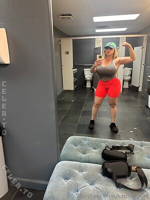 Katrina Thicc Nude Leaked Photo #280