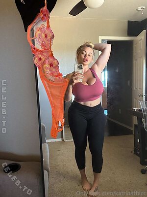 Katrina Thicc Nude Leaked Photo #325