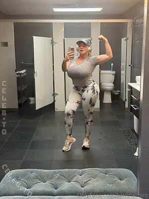 Katrina Thicc Nude Leaked Photo #329