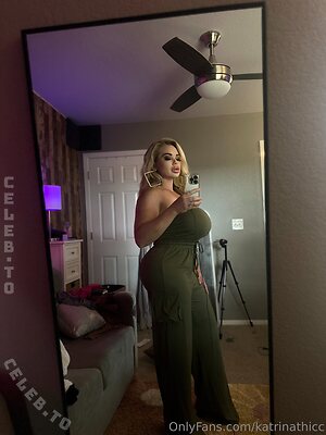 Katrina Thicc Nude Leaked Photo #337