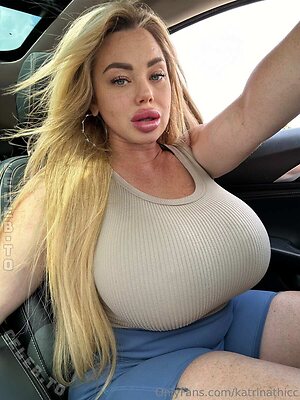 Katrina Thicc Nude Leaked Photo #339