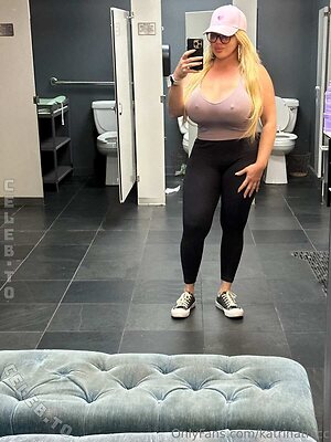 Katrina Thicc Nude Leaked Photo #352