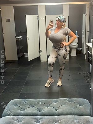 Katrina Thicc Nude Leaked Photo #353