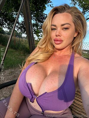 Katrina Thicc Nude Leaked Photo #357