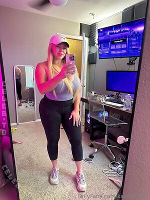 Katrina Thicc Nude Leaked Photo #362