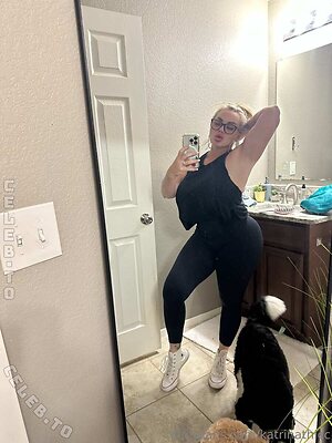 Katrina Thicc Nude Leaked Photo #386
