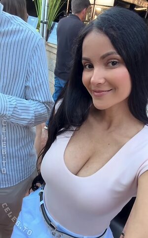 Kattia Vides photo