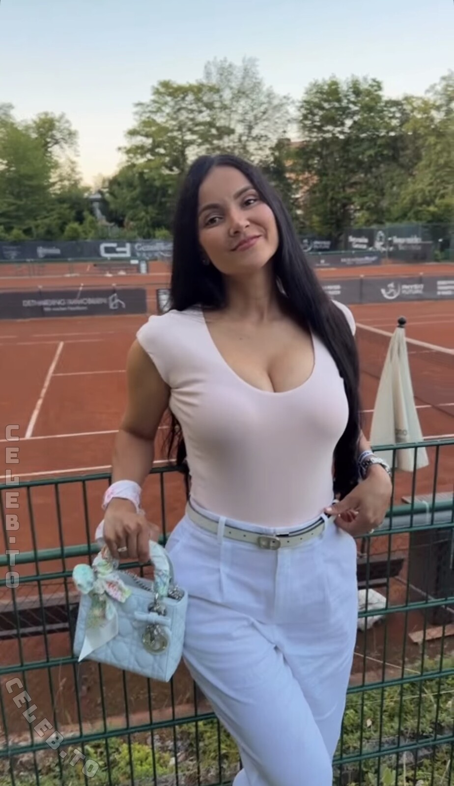 Kattia Vides photo