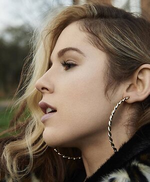 Katy B leaked photo #3