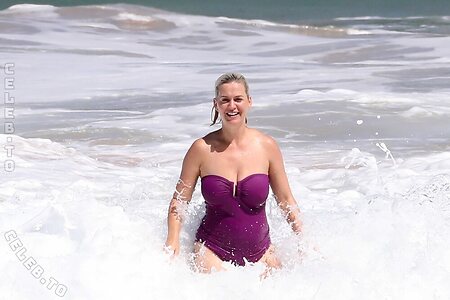 Katy Perry Nude Leaked Photo #17
