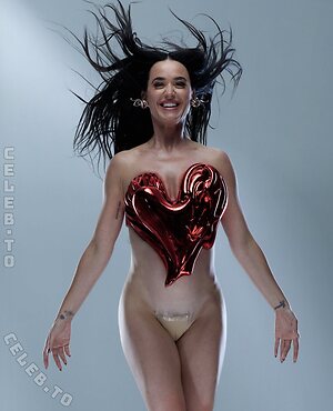 Katy Perry Nude Leaked Photo #22