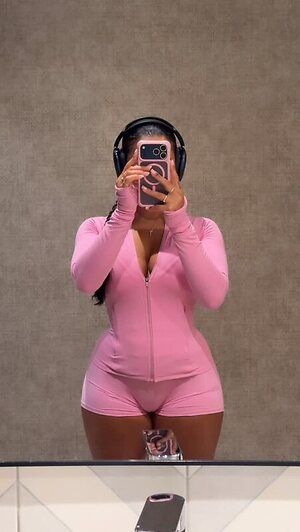Katya Elise Henry leaked photo #61