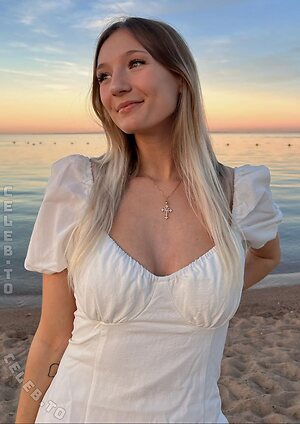 KawaiiTyra photo