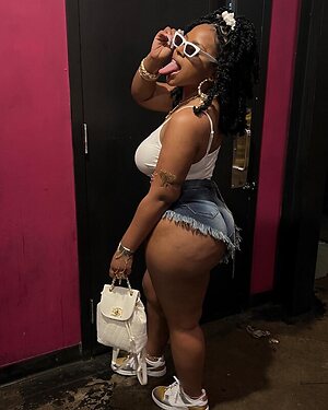 Kayla Henderson leaked photo #14