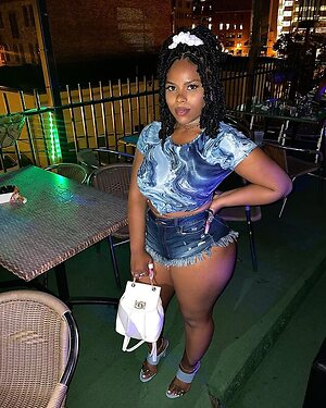 Kayla Henderson leaked photo #15
