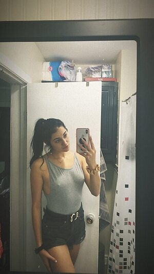 Kayla Samarian