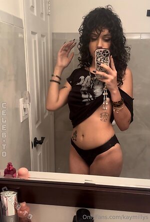 KayMillys Nude Leaked Photo #8