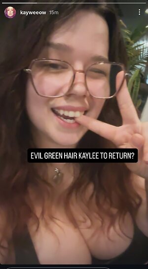 Kayweeow leaked photo #6