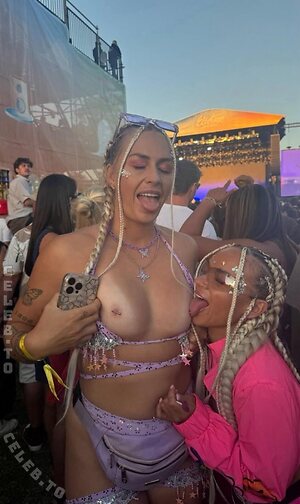 Keeks uncensored Nude Leaked Photo #14