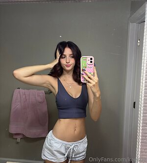 KeelySue leaked photo #9