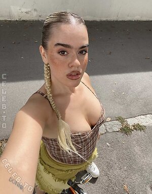 KeKe_offiziell Nude Leaked Photo #33