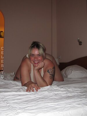 KeKe_offiziell Nude Leaked Photo #61