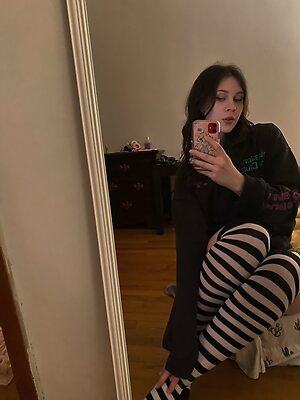 kellibubbl leaked photo #4