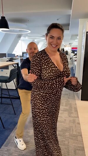 Kelly Brook Hot Nude Leaked Photo #3