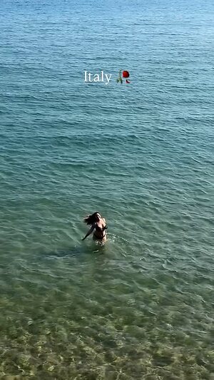 Kelly Brook Hot leaked photo #28