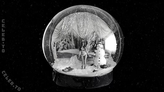 Kelly Brook Nude Leaked Photo #27