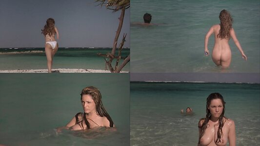 Kelly Brook leaked photo #728