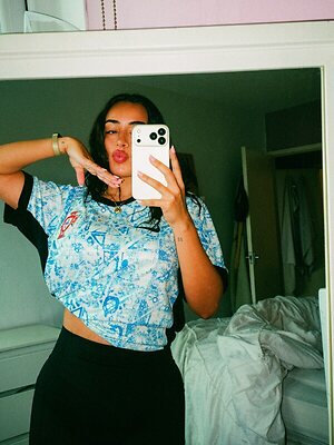Kelly Figueira leaked photo #9