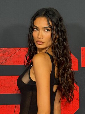 Kelly Gale leaked photo #4