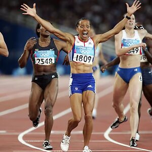Kelly Holmes leaked photo #5