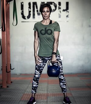 Kelly Holmes leaked photo #40