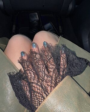 Kelly Lee Owens leaked photo #24