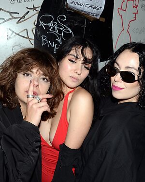Kelly Lee Owens leaked photo #27