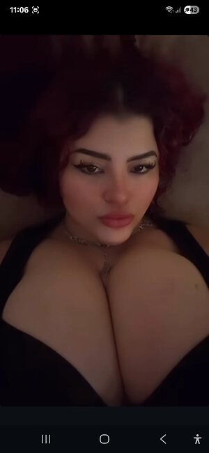 Kelly Pocket Nude Leaked Photo #24