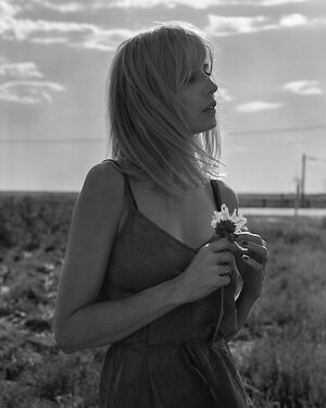 Kelly Reilly leaked photo #88