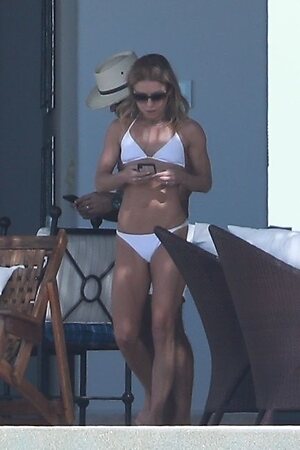 Kelly Ripa leaked photo #64