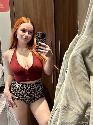 Kellyyred Nude Leaked Photo #2