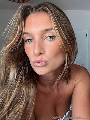 Kelsey Gil leaked photos