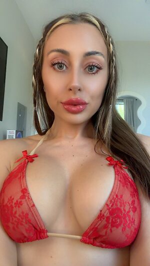 Kelsey Schiel Nude Leaked Photo #16
