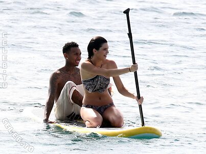 Kendall Jenner Nude Leaked Photo #11