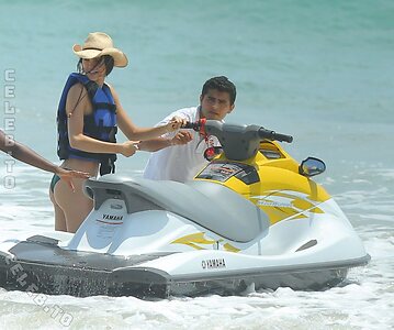 Kendall Jenner Nude Leaked Photo #127