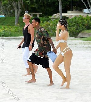 Kendall Jenner Nude Leaked Photo #139